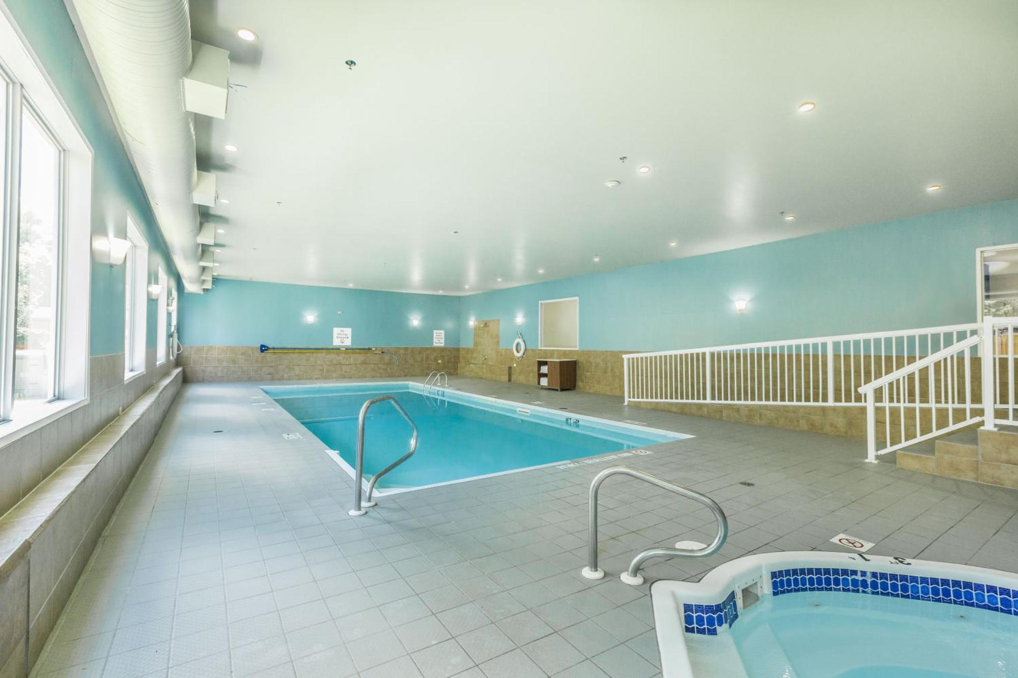 Holiday Inn Express & Suites-Regina-South By Ihg Exterior foto